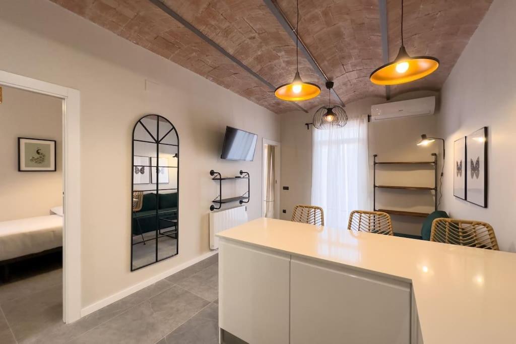 Bebarceloner Sants Apartments - 2 Bedrooms Kültér fotó