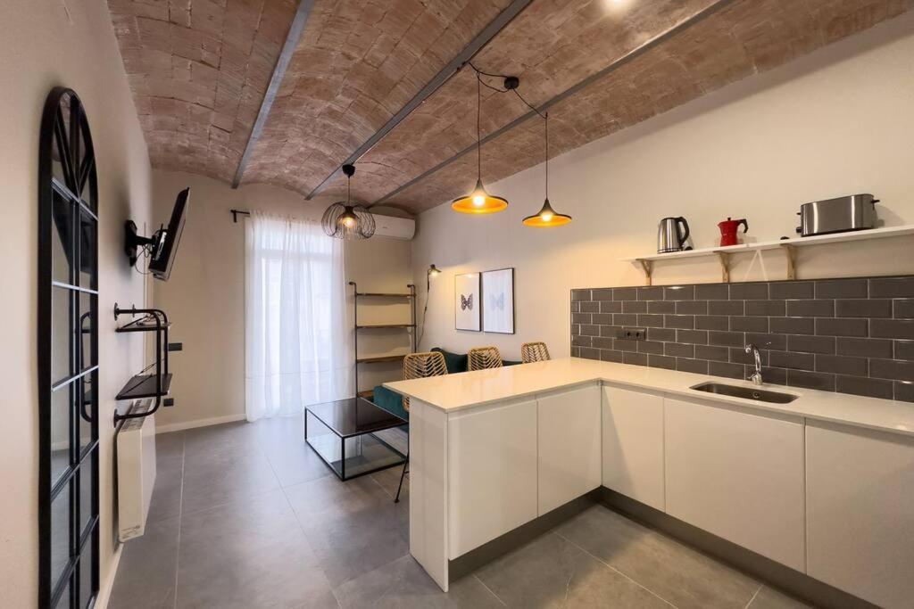 Bebarceloner Sants Apartments - 2 Bedrooms Kültér fotó